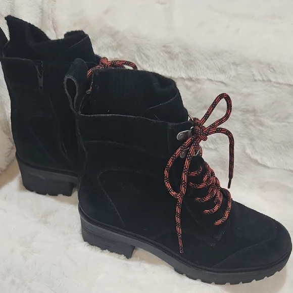 Zodiac Black Lace-Up Boots with Red Accents - Picture 6 of 7